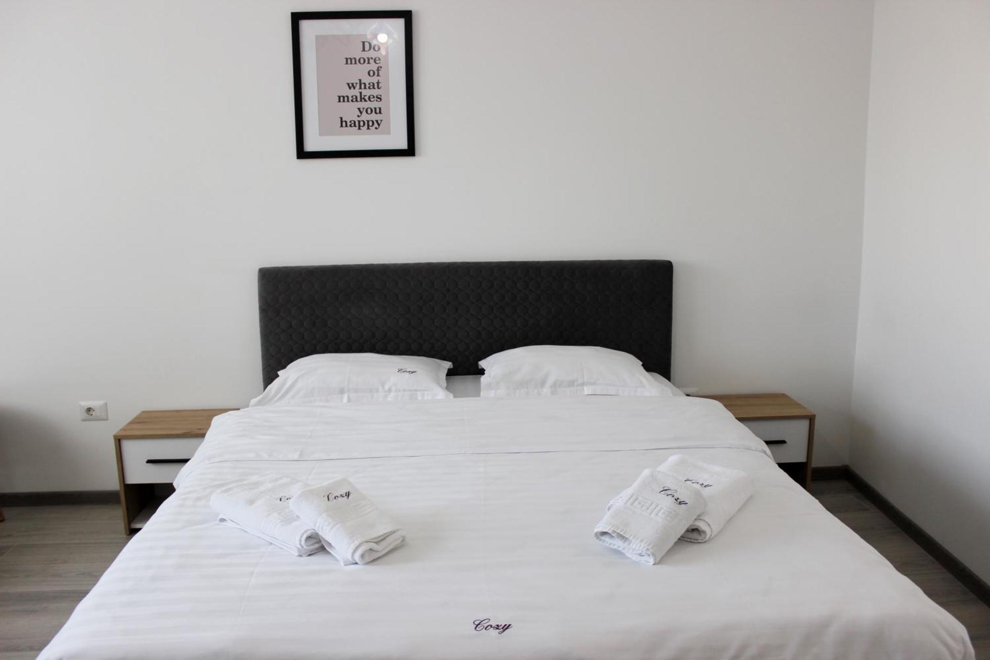 Cozy Apartments In Centre Of Suceava Near Kaufland And University Zewnętrze zdjęcie